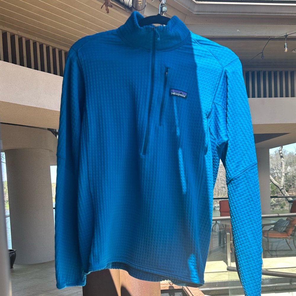 Patagonia Men's Blue Jacket